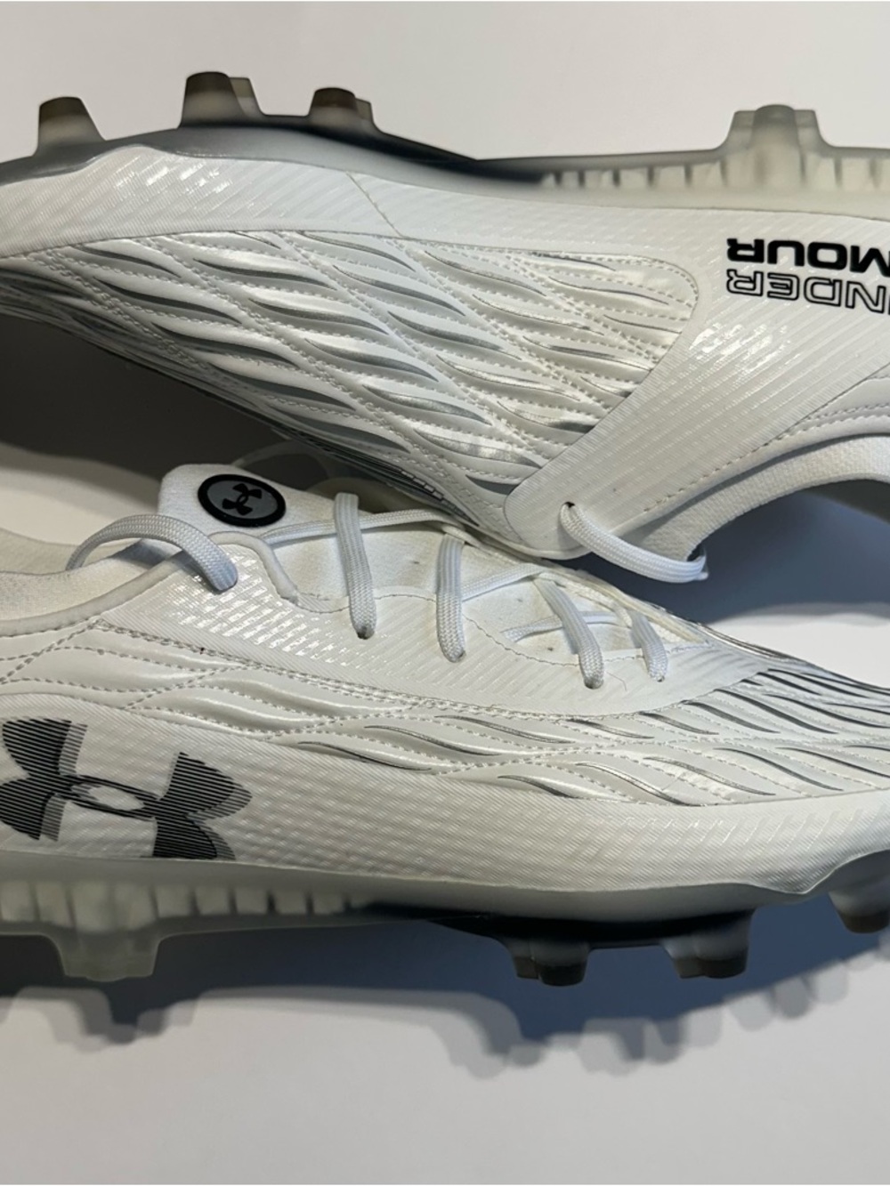 Under Armour Magnetico Elite 4 FG Soccer Cleats White Black 3027700-101 Men 10